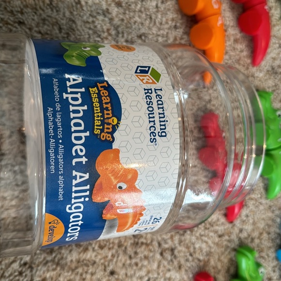 Learning Resource Alphabet alligators - Picture 3 of 3